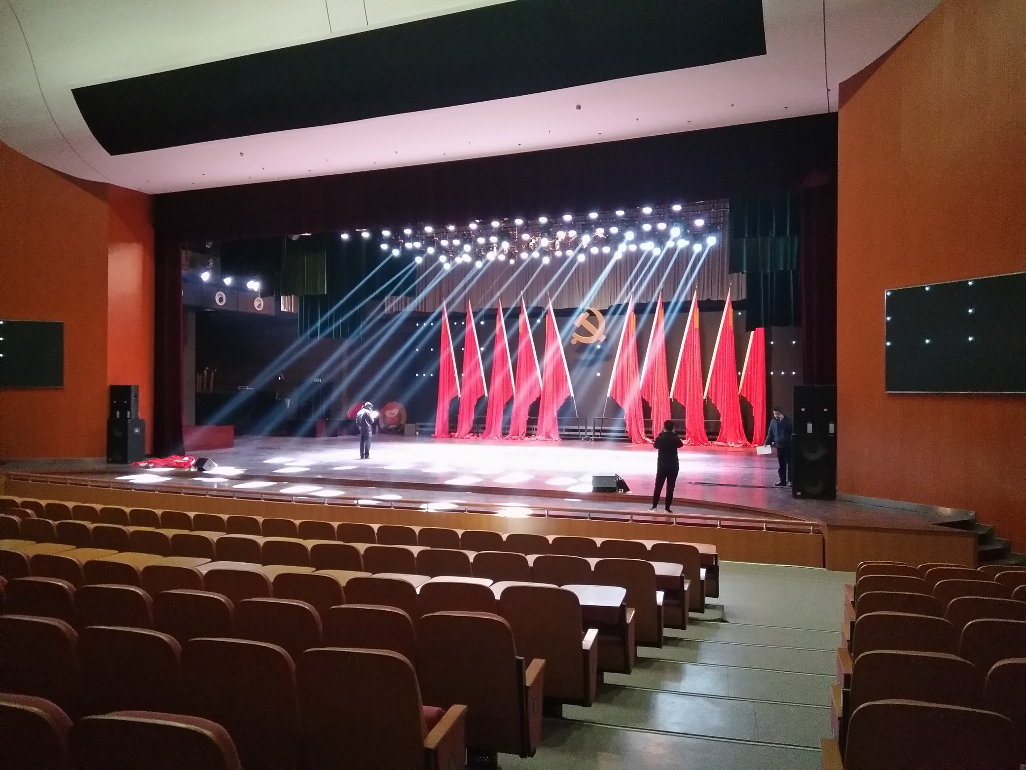 海南【金舞臺(tái)智能】舞臺(tái)機(jī)械放心省心